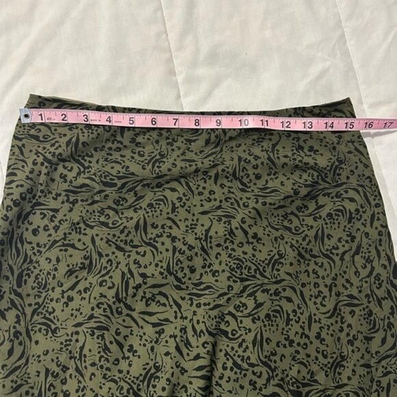 Halston Heritage Skirt - Picture 4 of 6